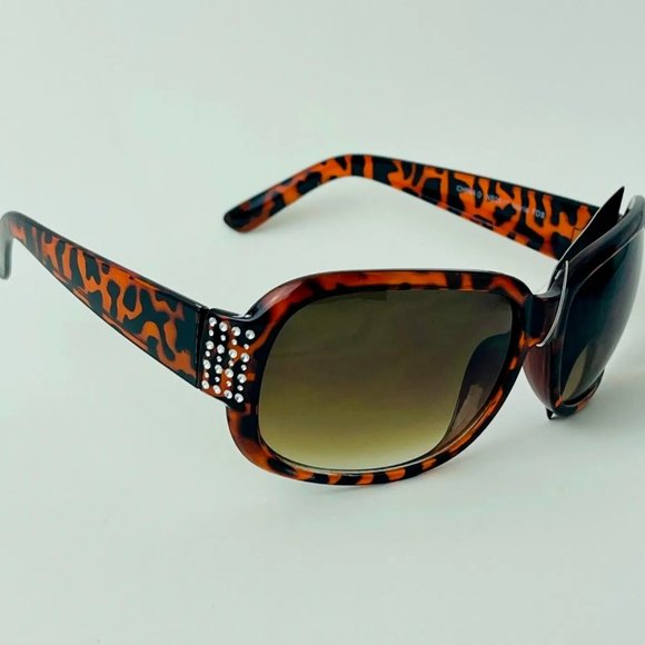 SG00723 Fashion Sunglasses For Women Wrap, 100% UVA/UVB Protection, Brown Maria, - Picture 2 of 7